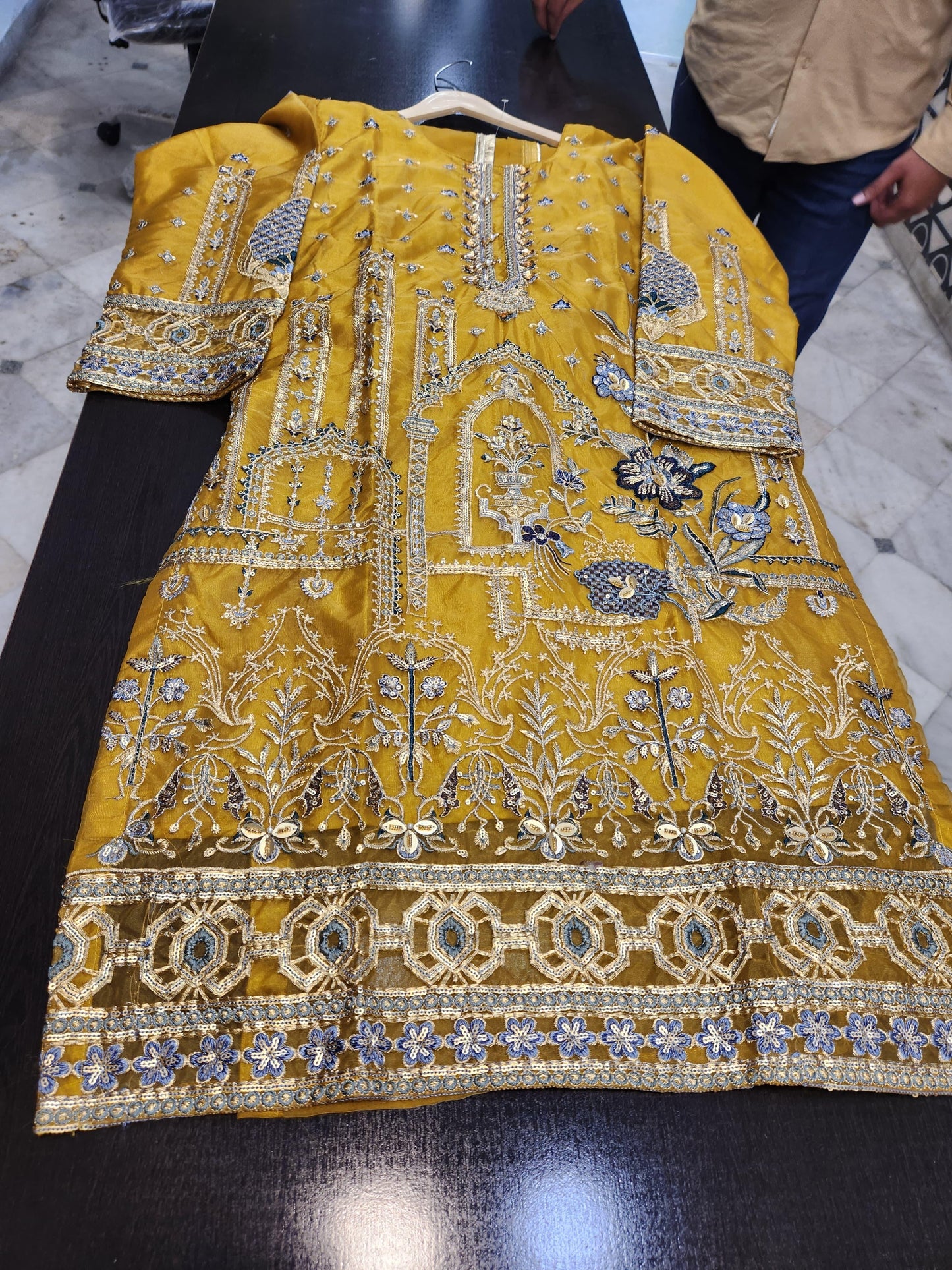PAKISTANI NEW HEAVY SILK ORANZA DRESS ( PACK OF 4 )