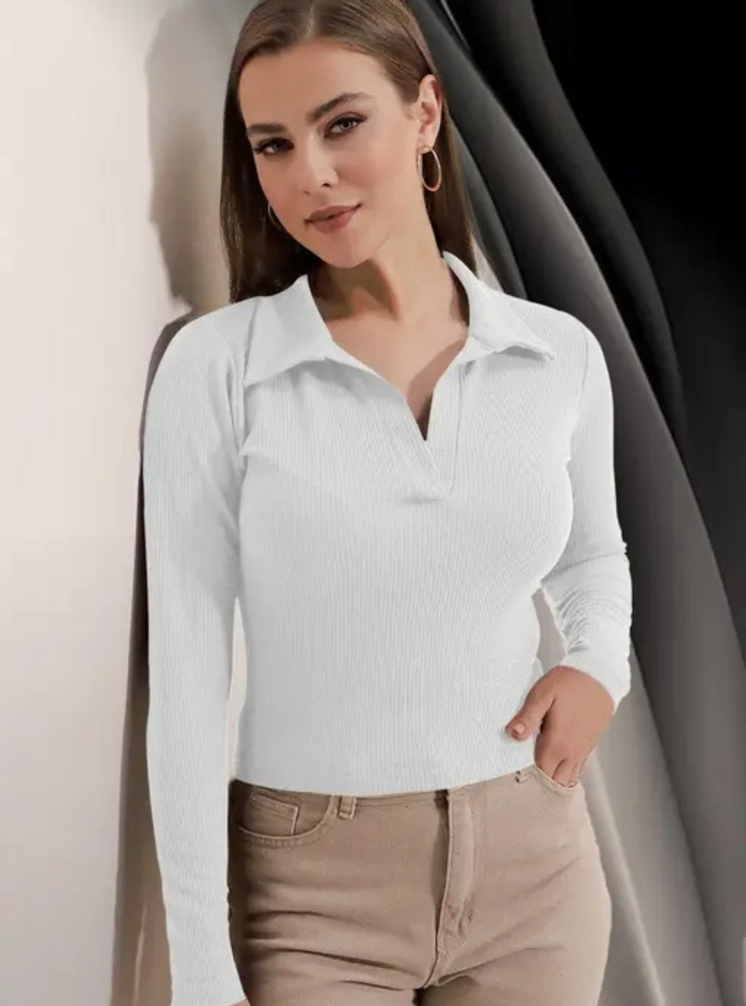 A CASUAL BLEND RIBBED COLLAR V - NECK REGULAR WOMEN TOP