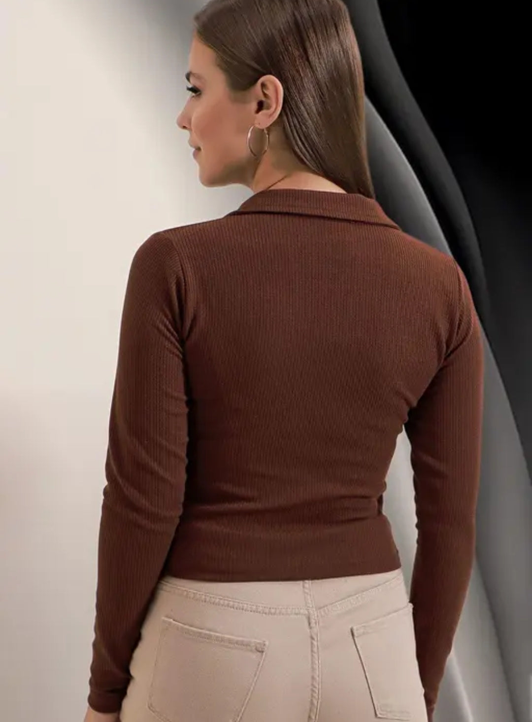 A CASUAL BLEND RIBBED COLLAR V - NECK REGULAR WOMEN TOP