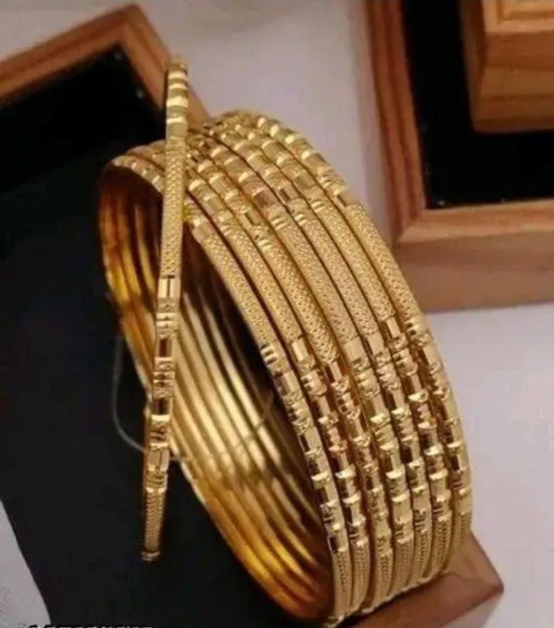 BANGLES SET CHUDI SET WOMEN/ GIRLS FANCY GOLD BANGLES SET