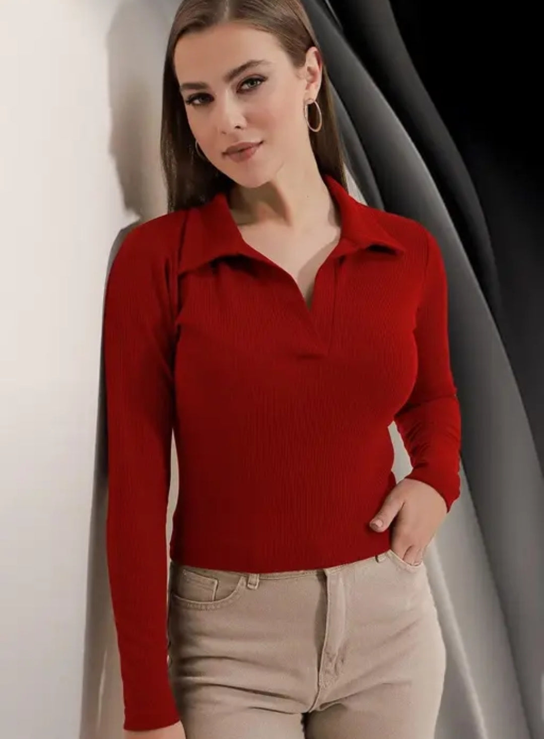 A CASUAL BLEND RIBBED COLLAR V - NECK REGULAR WOMEN TOP