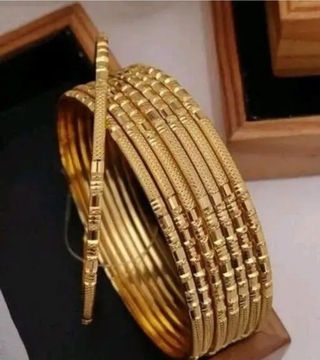 BANGLES SET CHUDI SET WOMEN/ GIRLS FANCY GOLD BANGLES SET