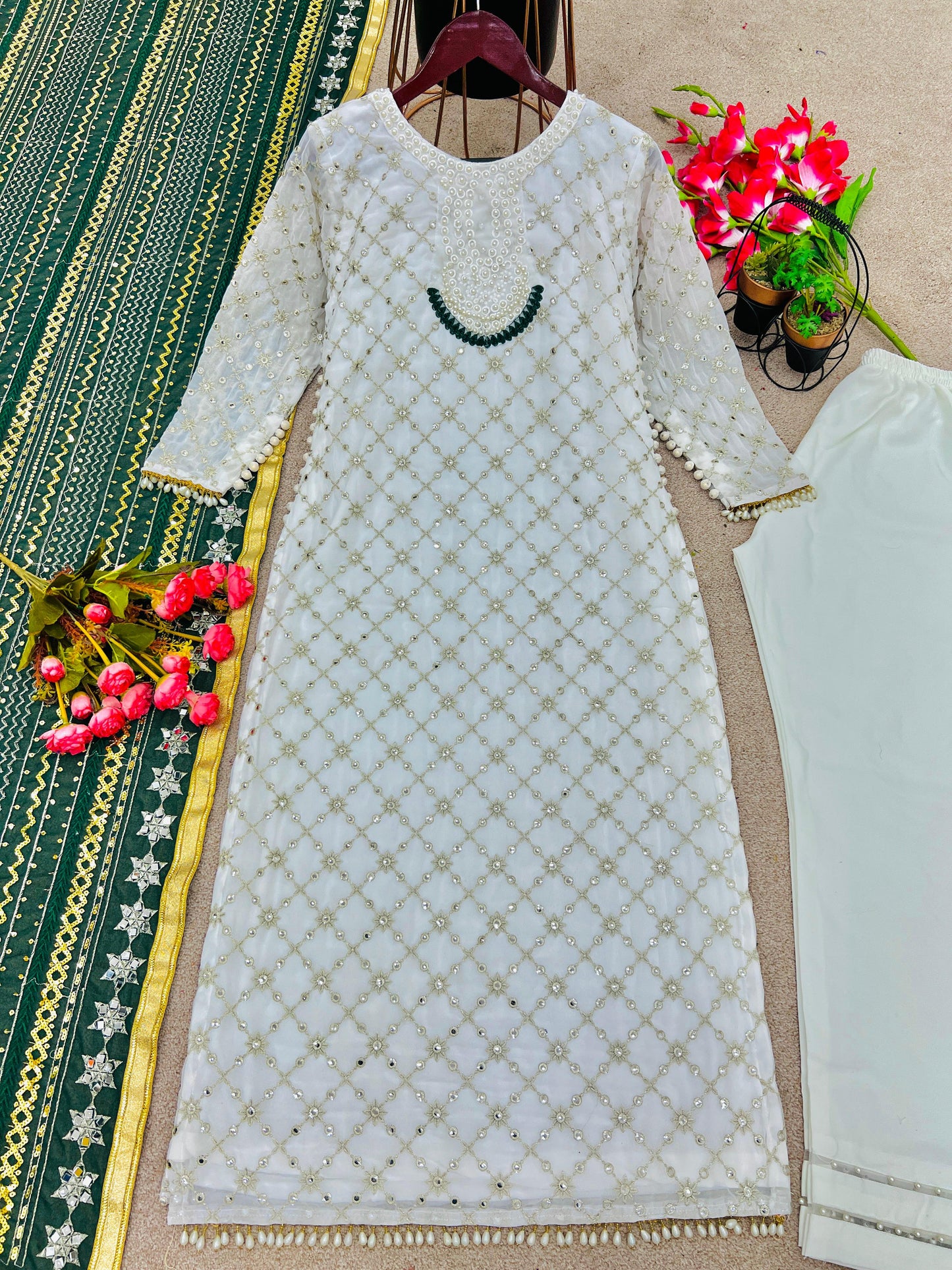 HEAVY GEORGETTE PAKISTANI DRESS