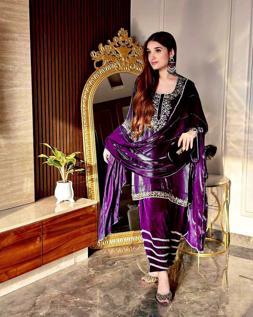 DESIGNER JIMMI CHHOO PAKISTANI DRESS