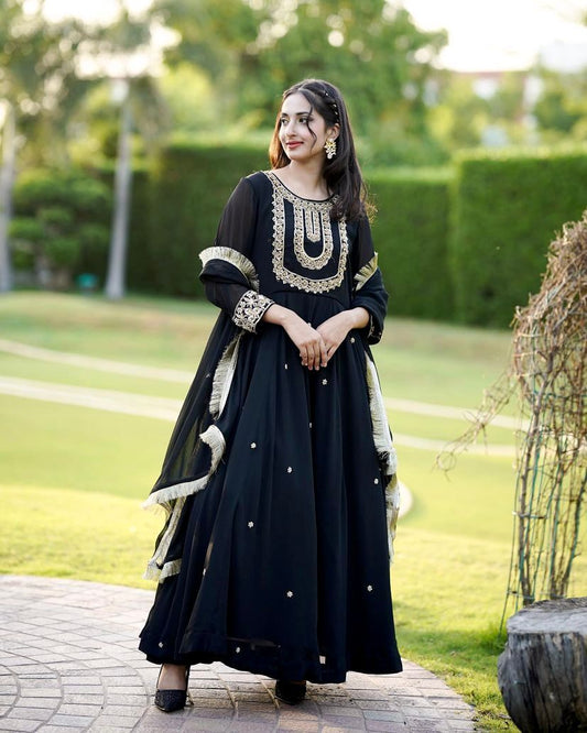 GEORGETTE EMBROIDERY PAKISTANI DRESS