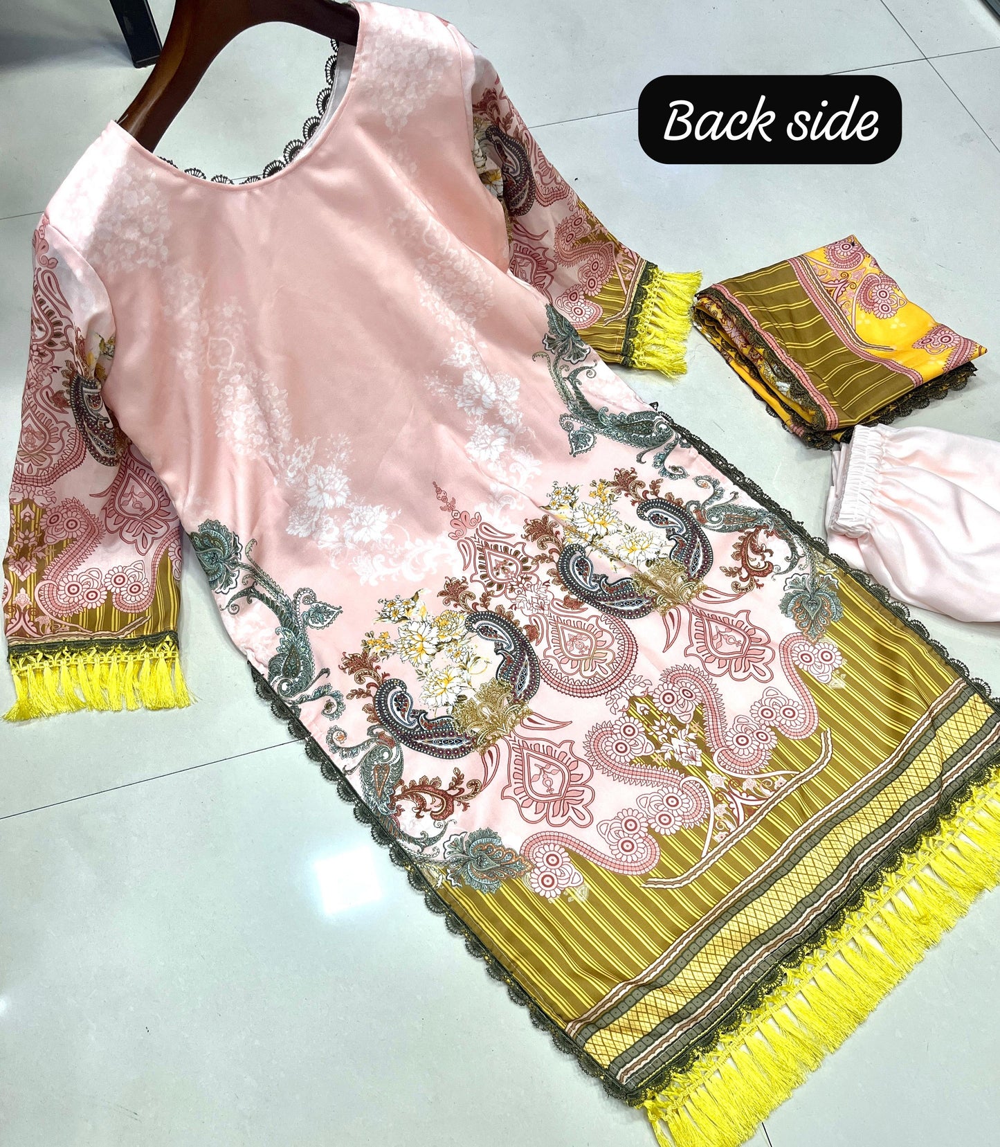 PURE MUSLIN PRINTED PAKISTANI DRESS