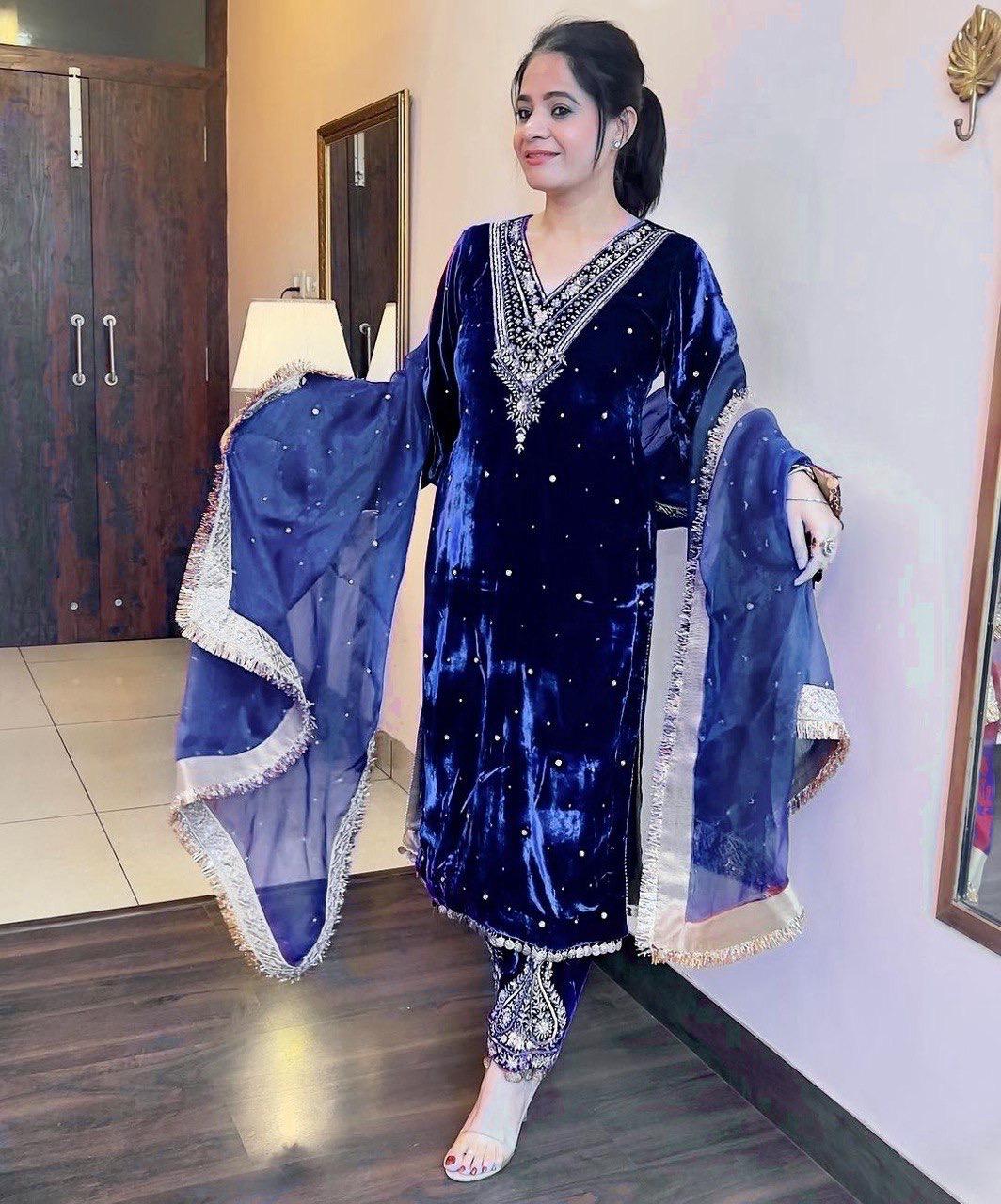 DESIGNER VELVET PAKISTANI DRESS