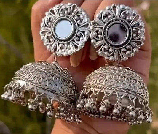 WOMEN METAL ARTIFICIAL JELLERY MIRROR DESIGNER EARINGS