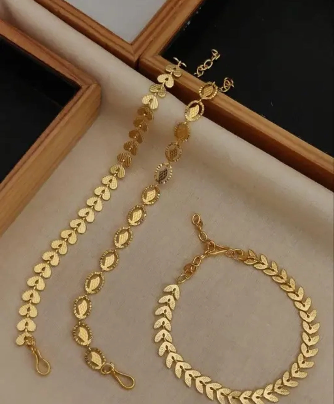 STYLISH BRACELET & BANGLES FOR WOMEN AND GIRLS