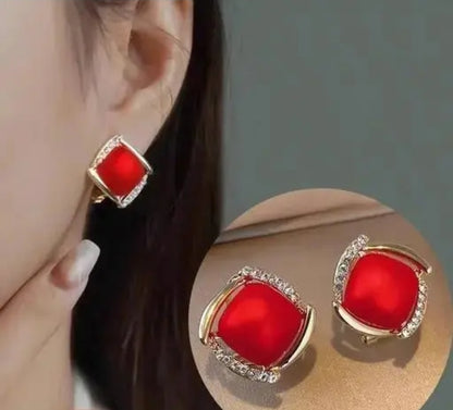 WOMEN RED STOON WORK DESIGNER EARINGS