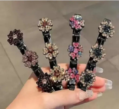 WOMEN/ GIRLS HAIR ASSECCERY CLIP BEAUTIFUL COMBO ( 1 PICS )