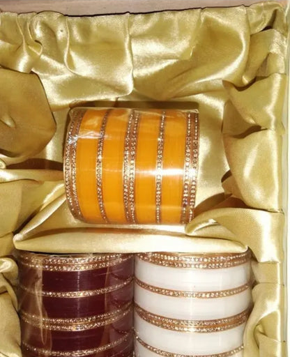 WOMEN INDIAN PLASTIC BANGLE SET  BEAUTIFUL WORK (ONE PIC )