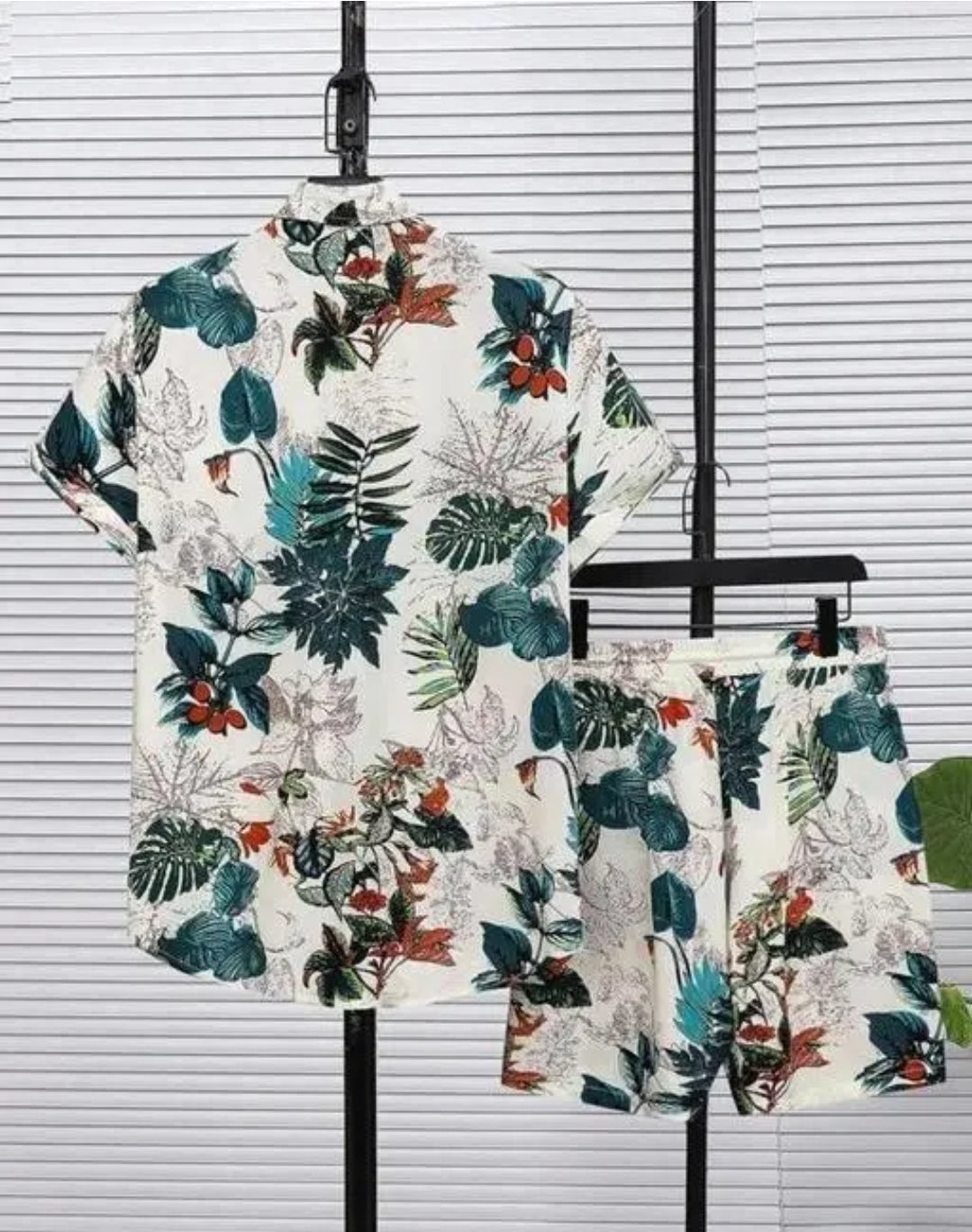 MENS PERIMUM COAT SET AND PRINTED FANCY SHIRTS WITH SHORTS